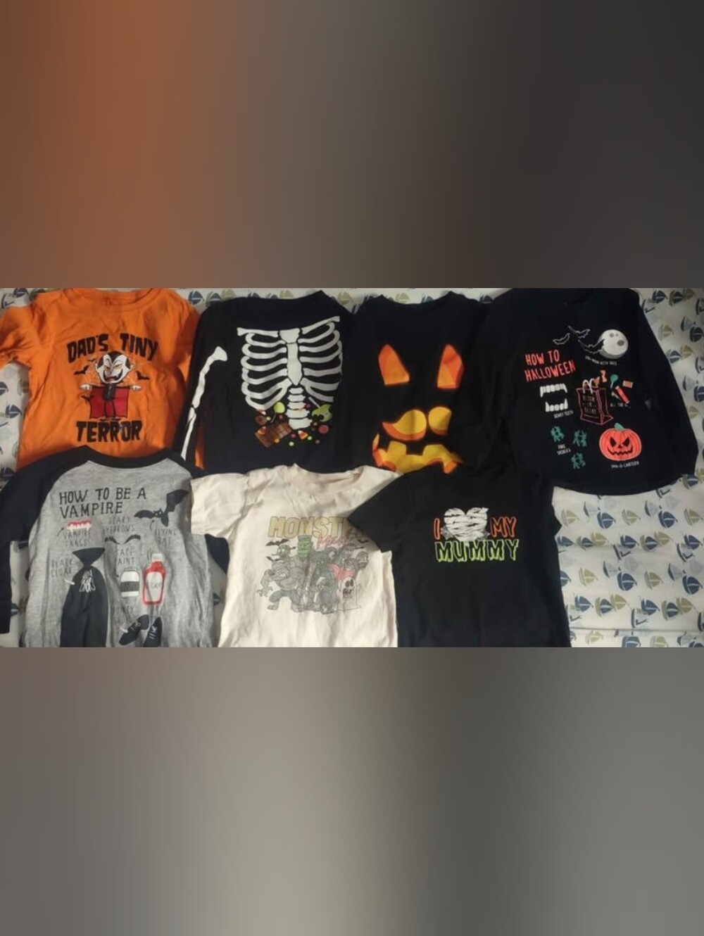 Lot of 7 Halloween shirts- size 2t- Boys- Mixes Brands